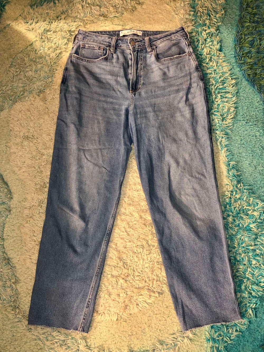 Hollister Curvy Ultra High-Rise Vintage Straight jeans W29
